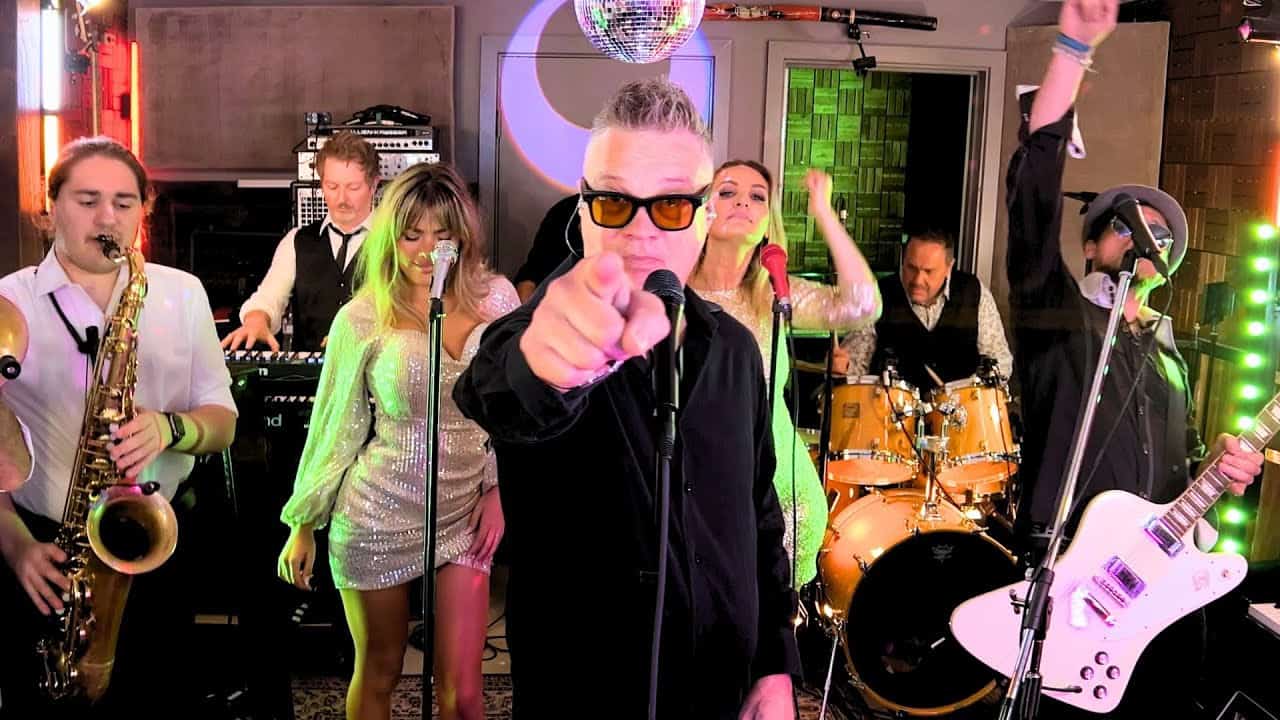 Epic Studio Energy: “Born To Be Alive” Live by Sing It Live