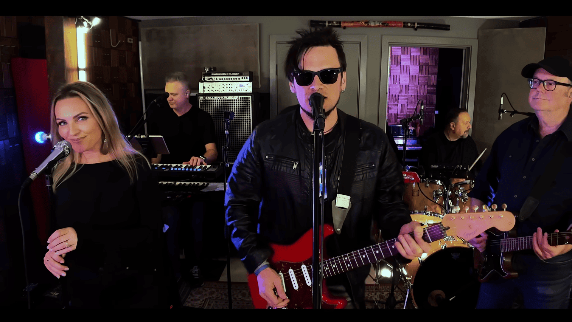 The Look: A Live Tribute to Roxette’s Unstoppable Hit