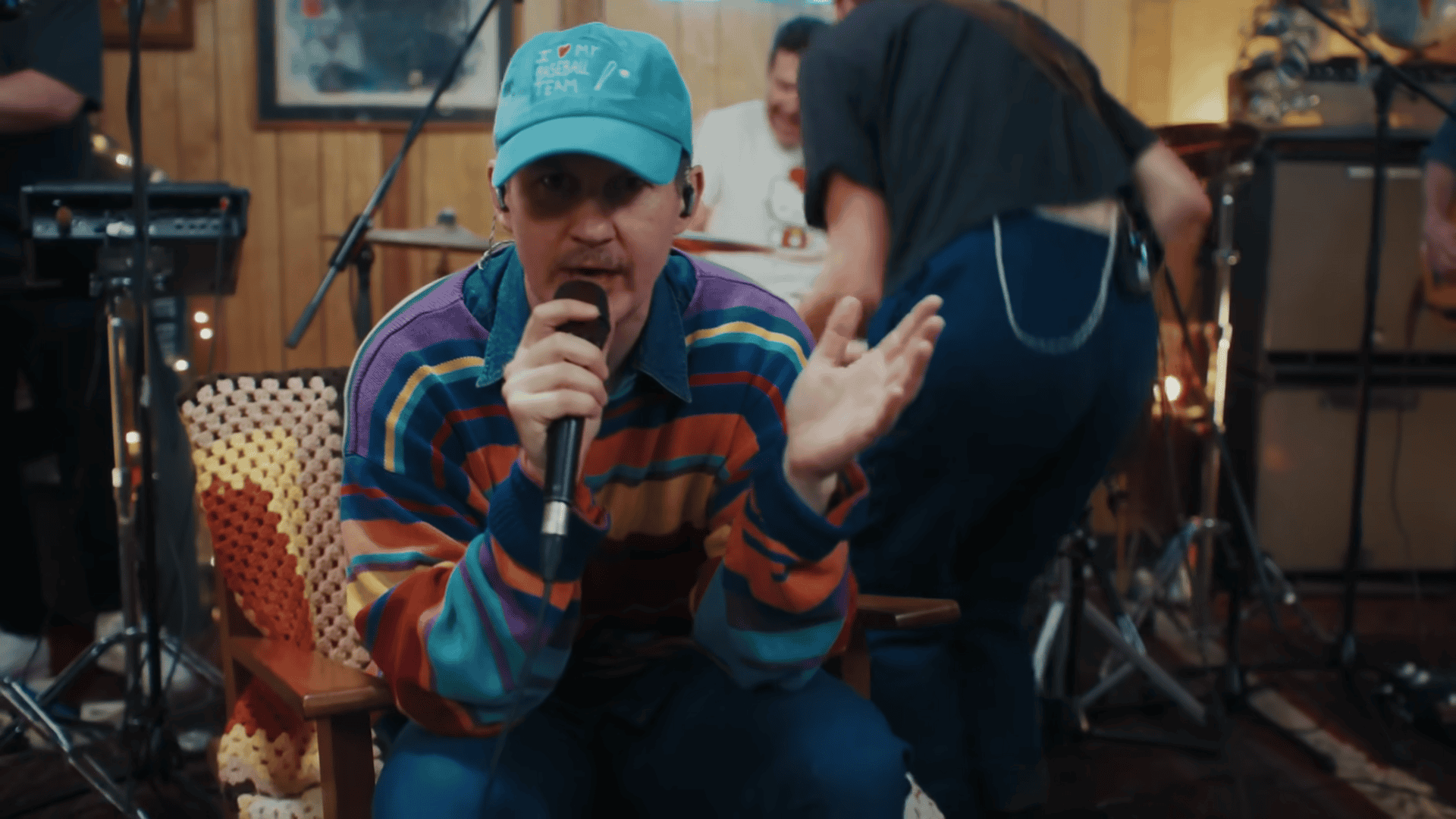 Dwayne Gretzky Brings New Life to “You Can Call Me Al” with a Joyful Live Cover