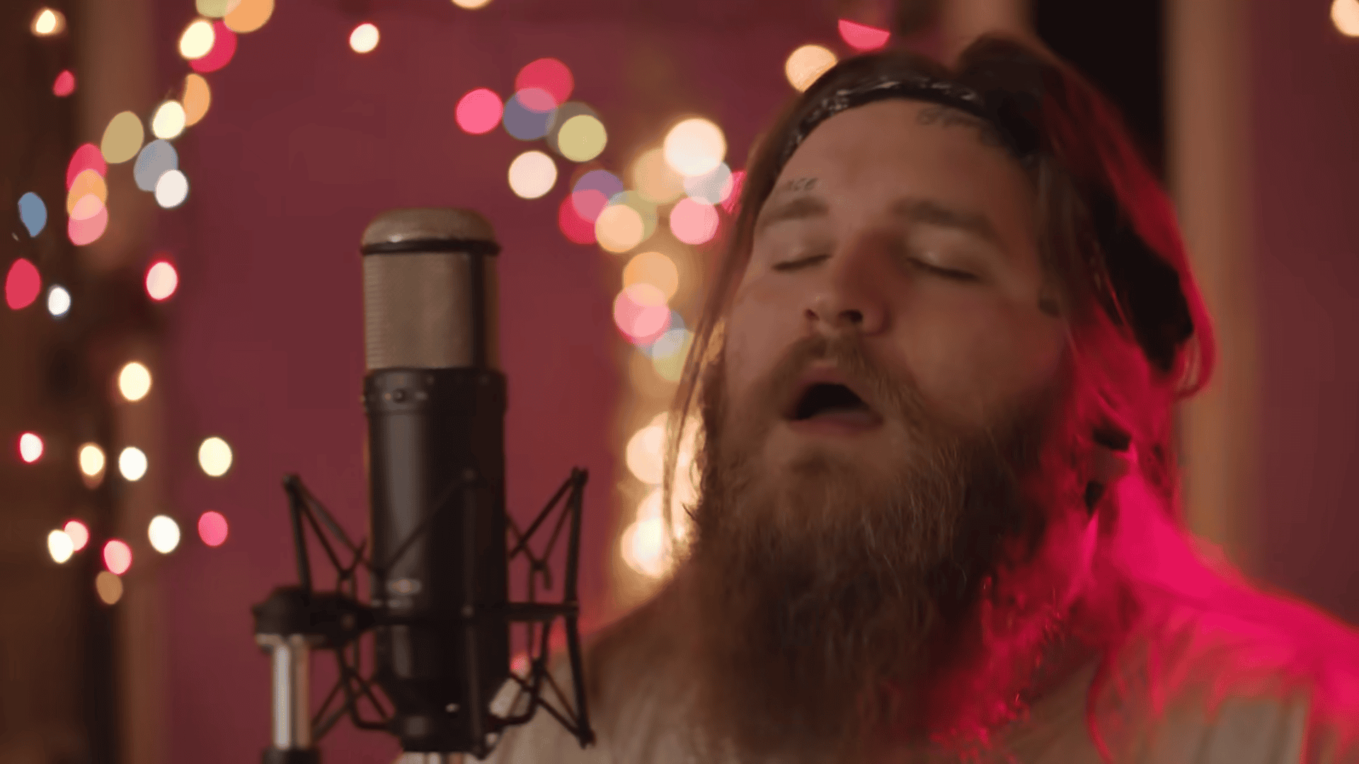 Nobody Was Ready For Teddy Swims Singing “A Thousand Miles” Like This