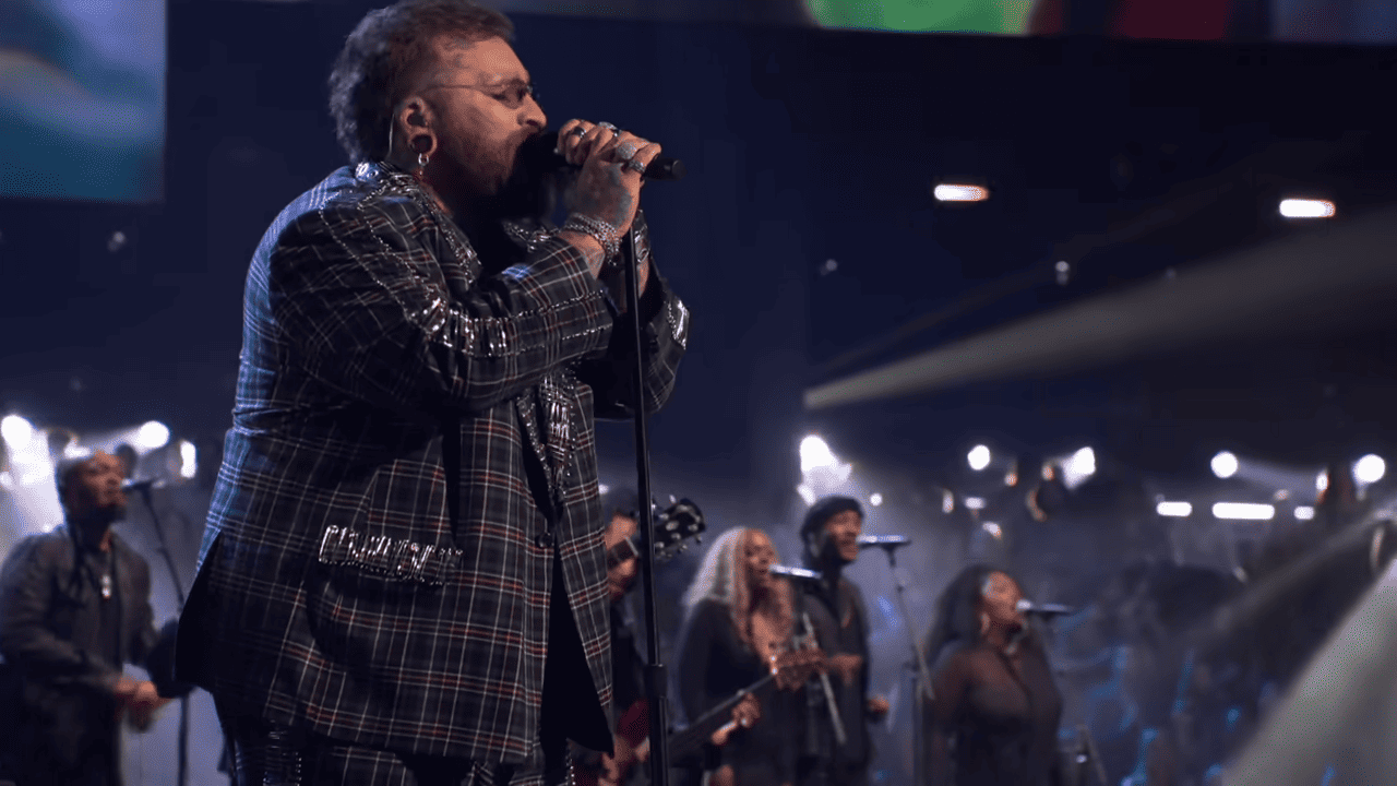 Heartfelt Teddy Swims and Tedeschi Trucks Band Light Up “Feelin’ Alright” at Rock Hall 2025