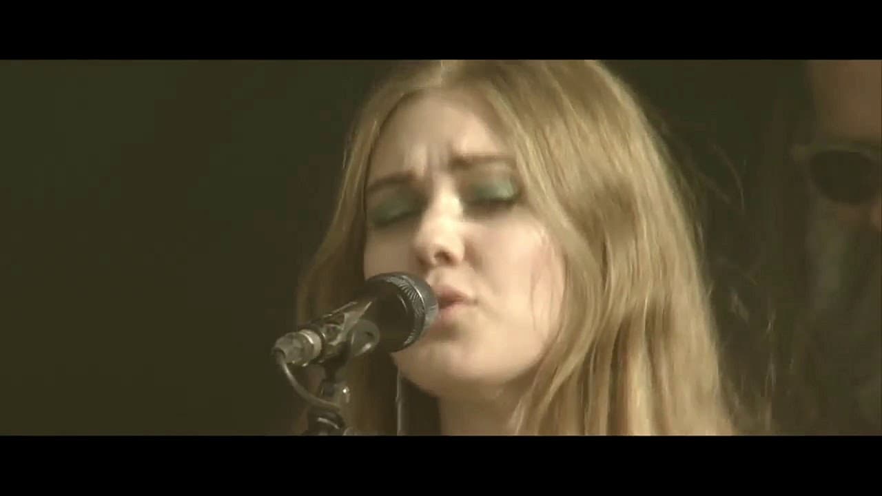 First Aid Kit Turn “Running Up That Hill” Into a Festival Moment That Feels Bigger Than the Song