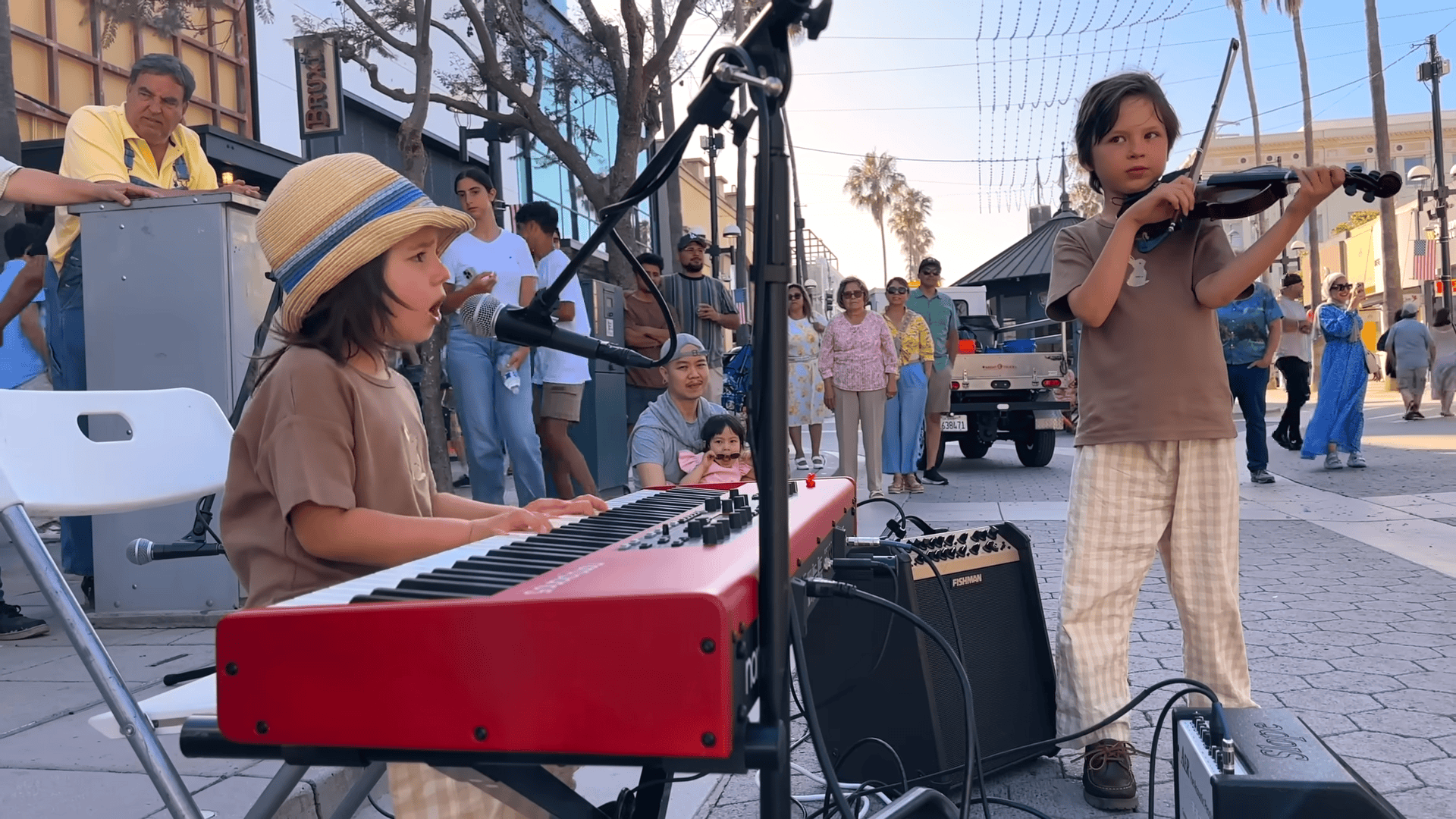Nicholas Protsenko’s Tiny Street Duet Is Jaw-Dropping