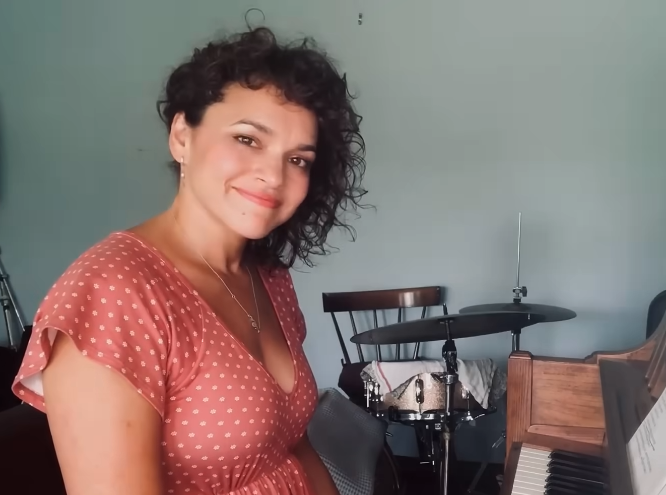 Norah Jones Turns Amazing Grace Into a Touching Surprise