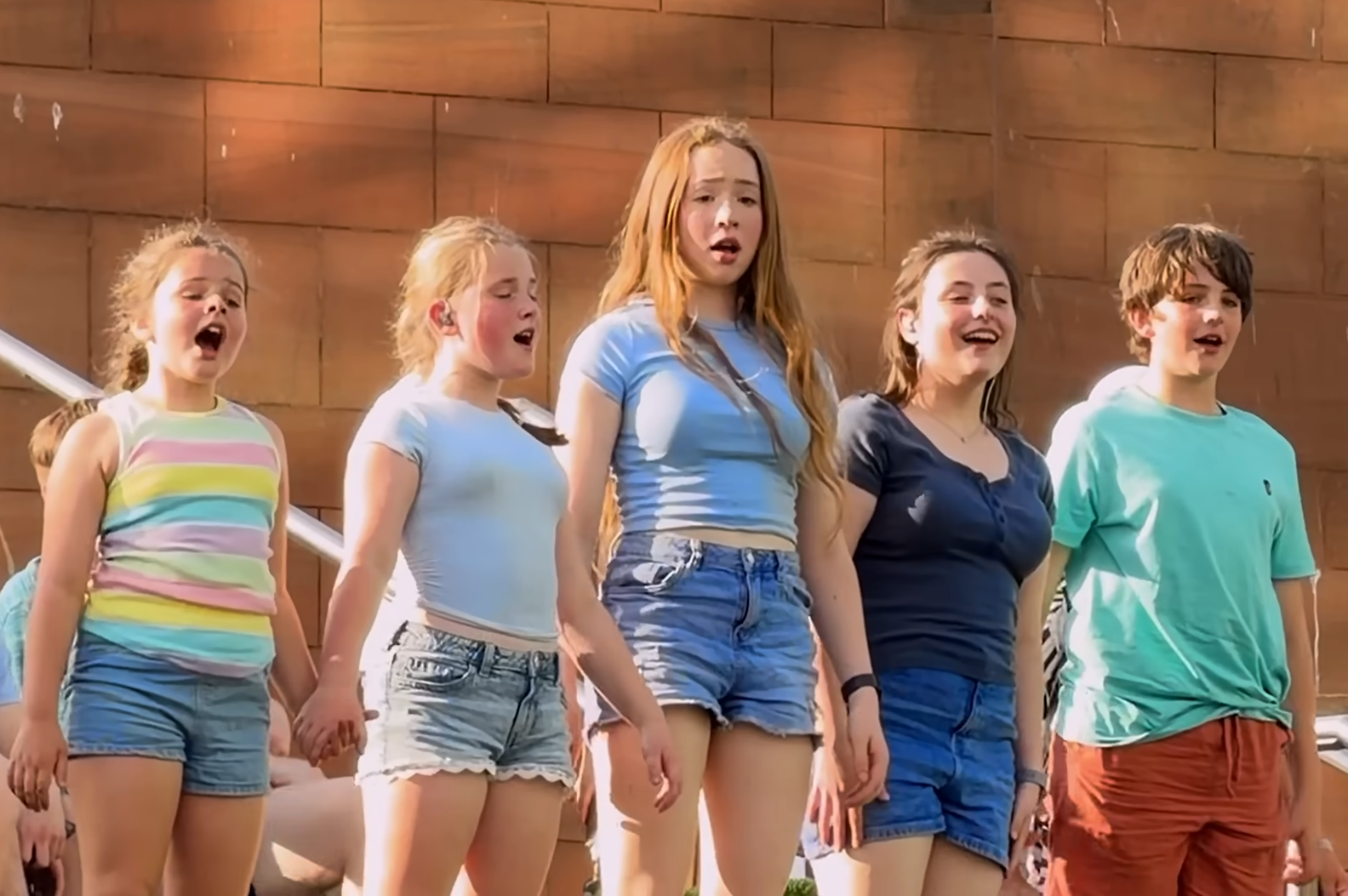 The Beatles’ Quiet Start Becomes an Incredible Flashmob