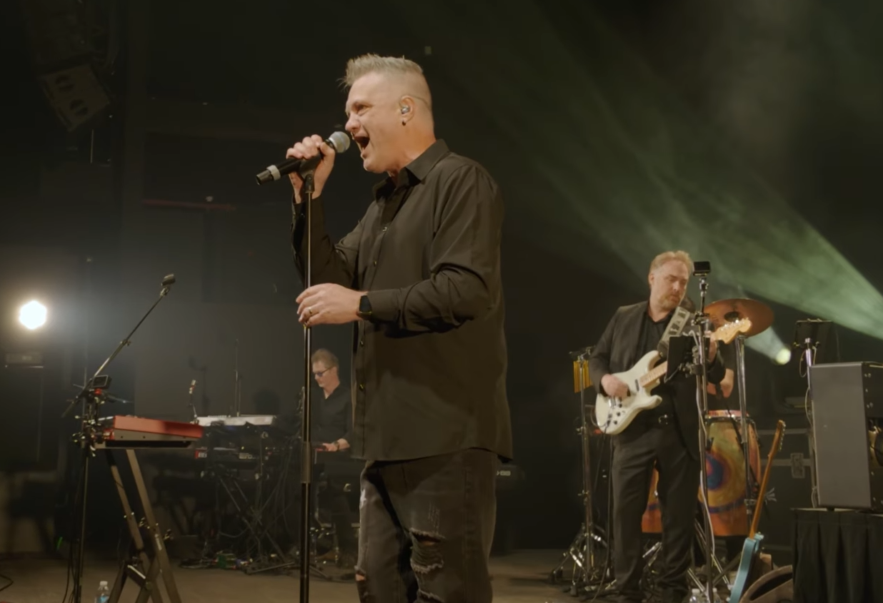 Tears for Fears’ Classic Gets an Incredible Sing It Live Spotlight